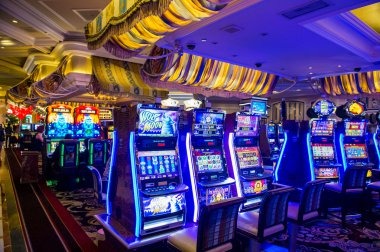 Live dealer at CQ9 studio streaming blackjack on gaem app